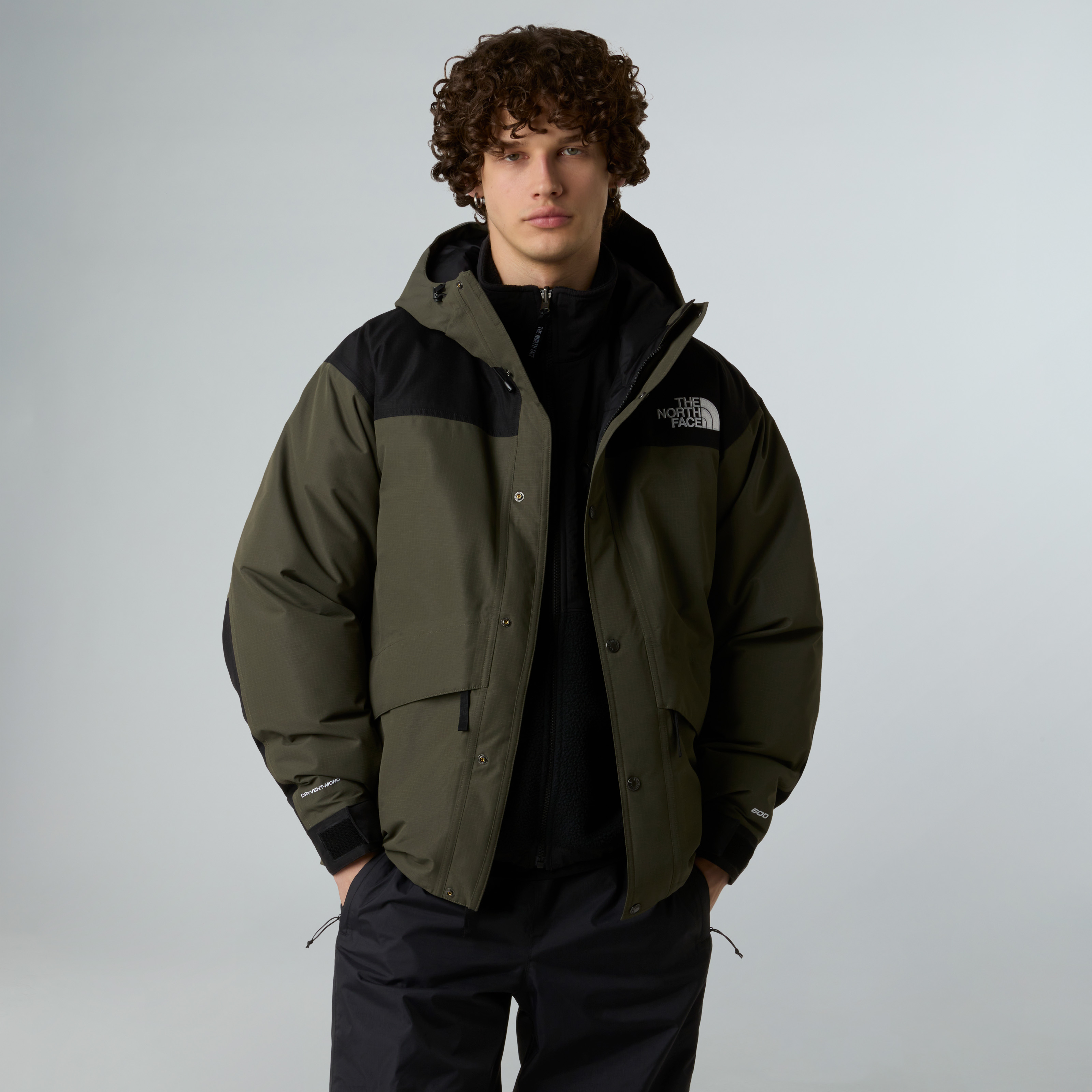 THE NORTH FACE  MOUNTAIN DOWN JACKET NF0A8D1VBQW1