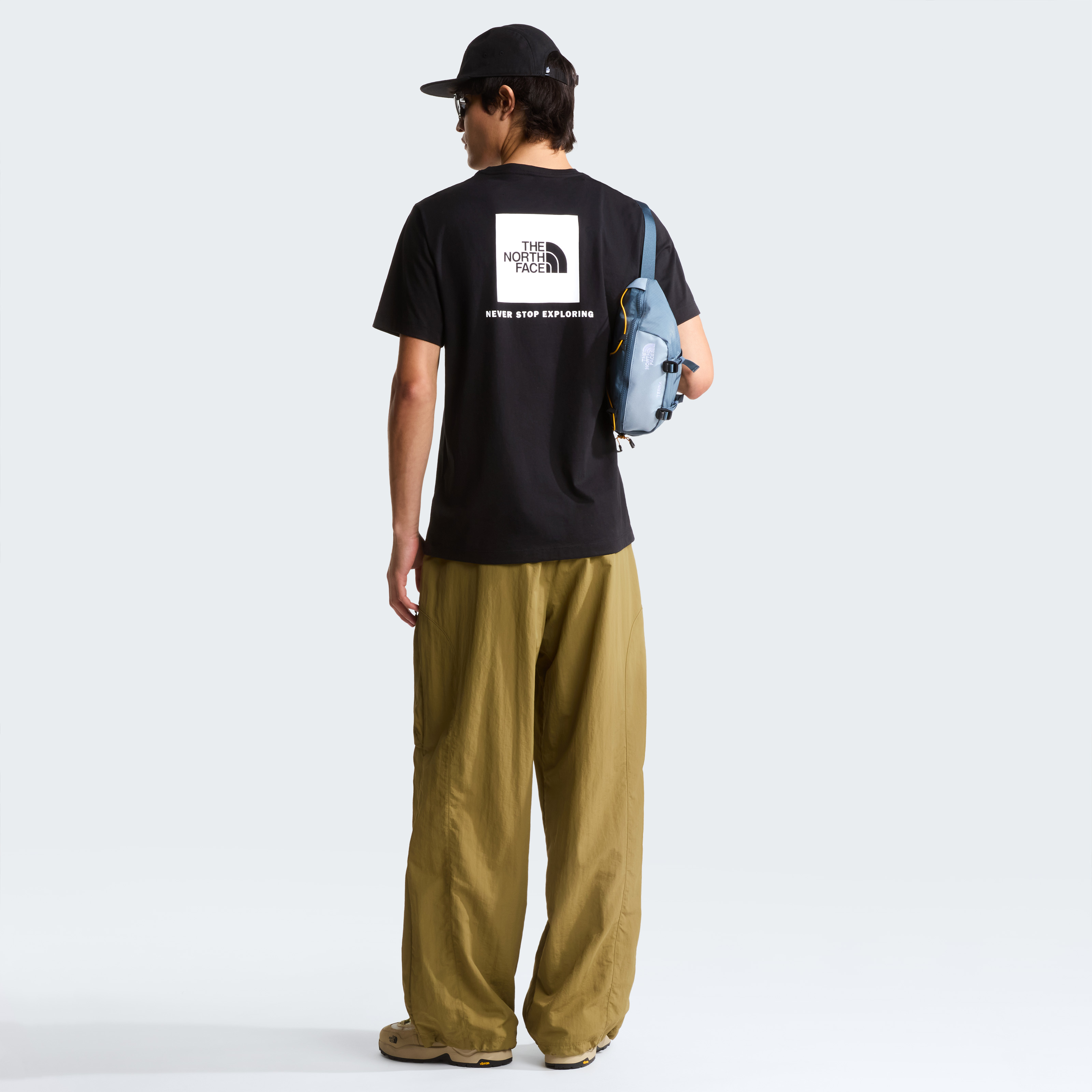 THE NORTH FACE M EVOLUTION BOX NSE REGULAR SHORT SLEEVE NF0A8B6KKY41