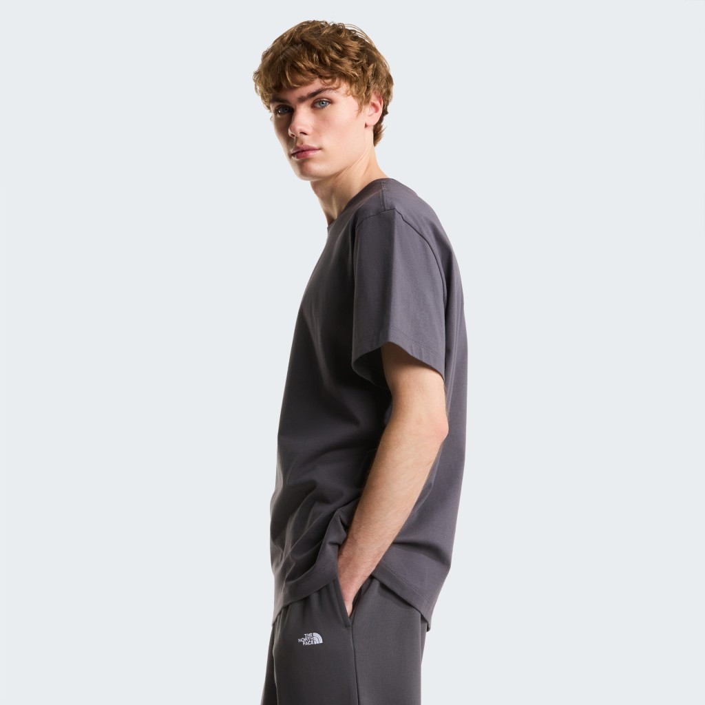 THE NORTH FACE M ESSENTIAL CENTER LOGO RELAXED SHORT SL NF0A8GQERHI1